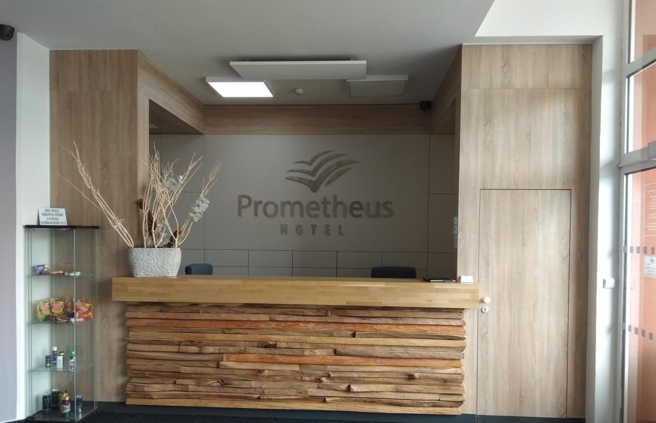 Отель Prometheus Брно Экстерьер фото